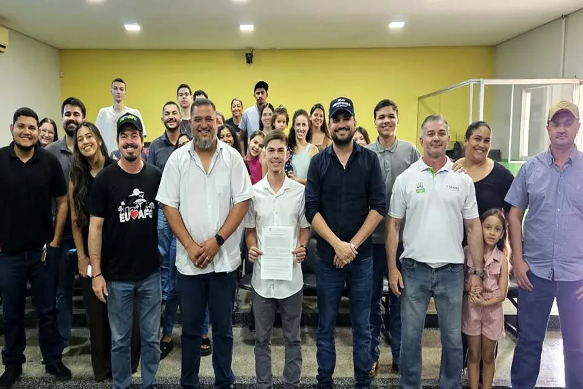 EMENDA - Emenda de Jean Mendonça garante recursos para transporte de universitários em Alta Floresta do oeste
