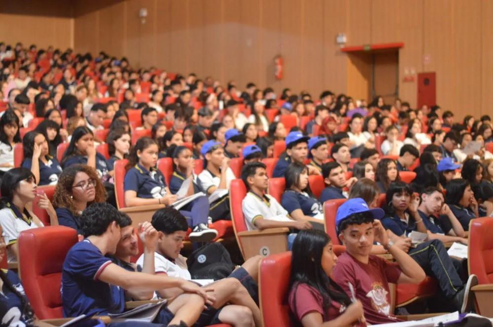 Geral - Aulão preparatório mobiliza mais de mil estudantes da rede estadual para o Enem 2026