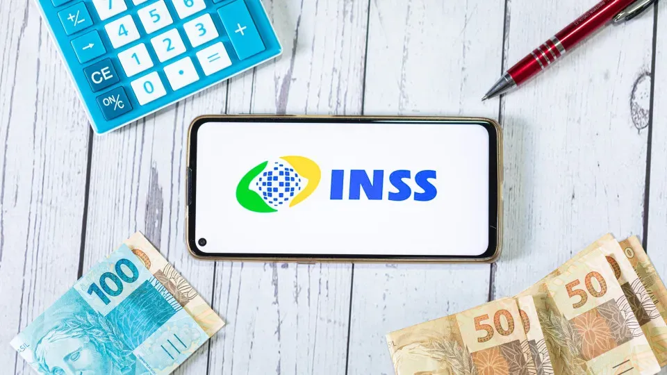 INSS aposenta esses trabalhadores antes dos 60? Veja regra de 2026