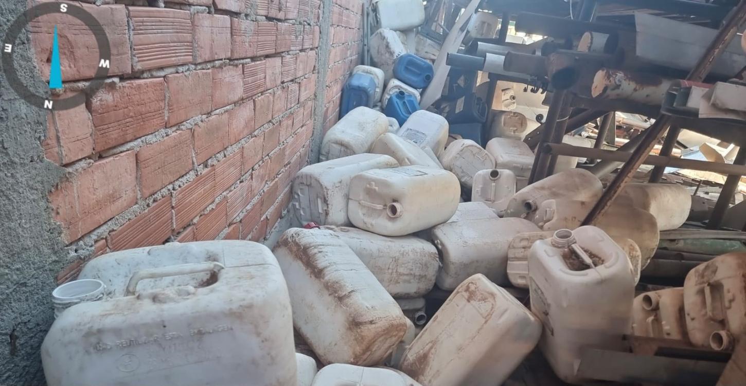 Operação em empresa de sucatas de Rolim de Moura aplica mais de R$ 80 mil em multas