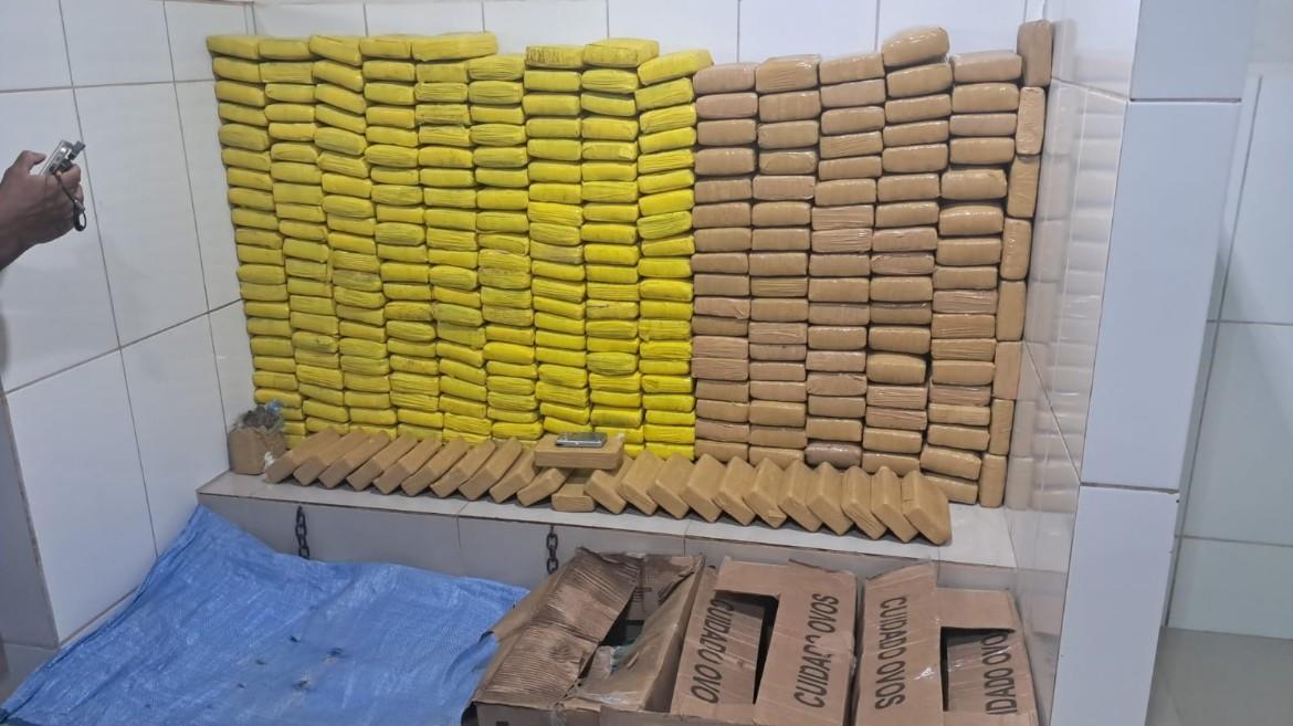 Polícia - PM apreende mais de 320 quilos de drogas durante operação em Cacoal