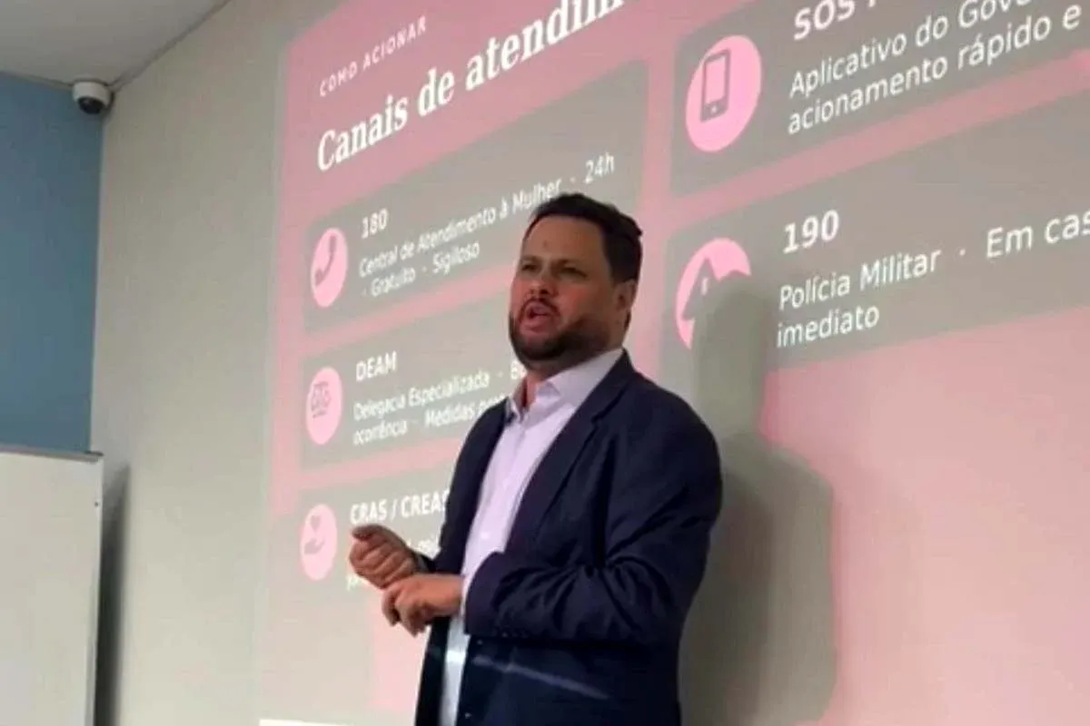 PRÉ-CANDIDATO - Samuel Costa palestra para mulheres vítimas de violência doméstica e reforça importância da rede de apoio em Rondônia