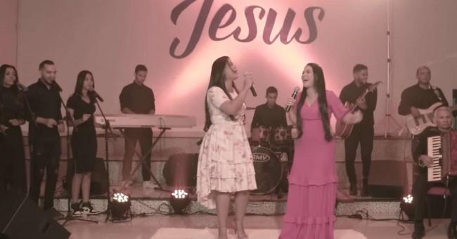 Sociedade - Morre conhecida cantora gospel aos 38 anos
