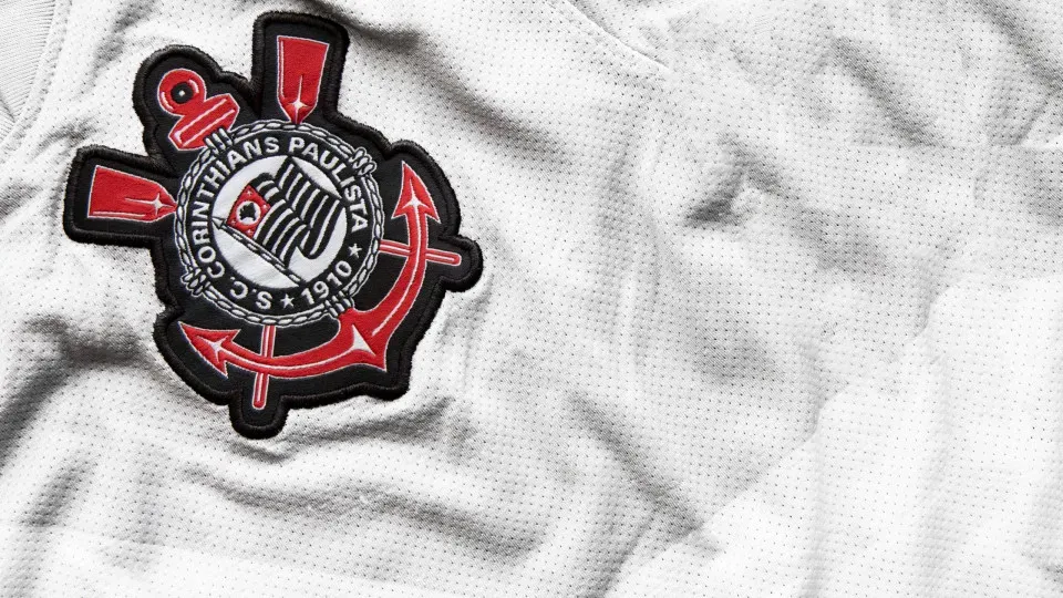 Vice do Corinthians pede afastamento em meio a denúncia sobre 'caso Nike'