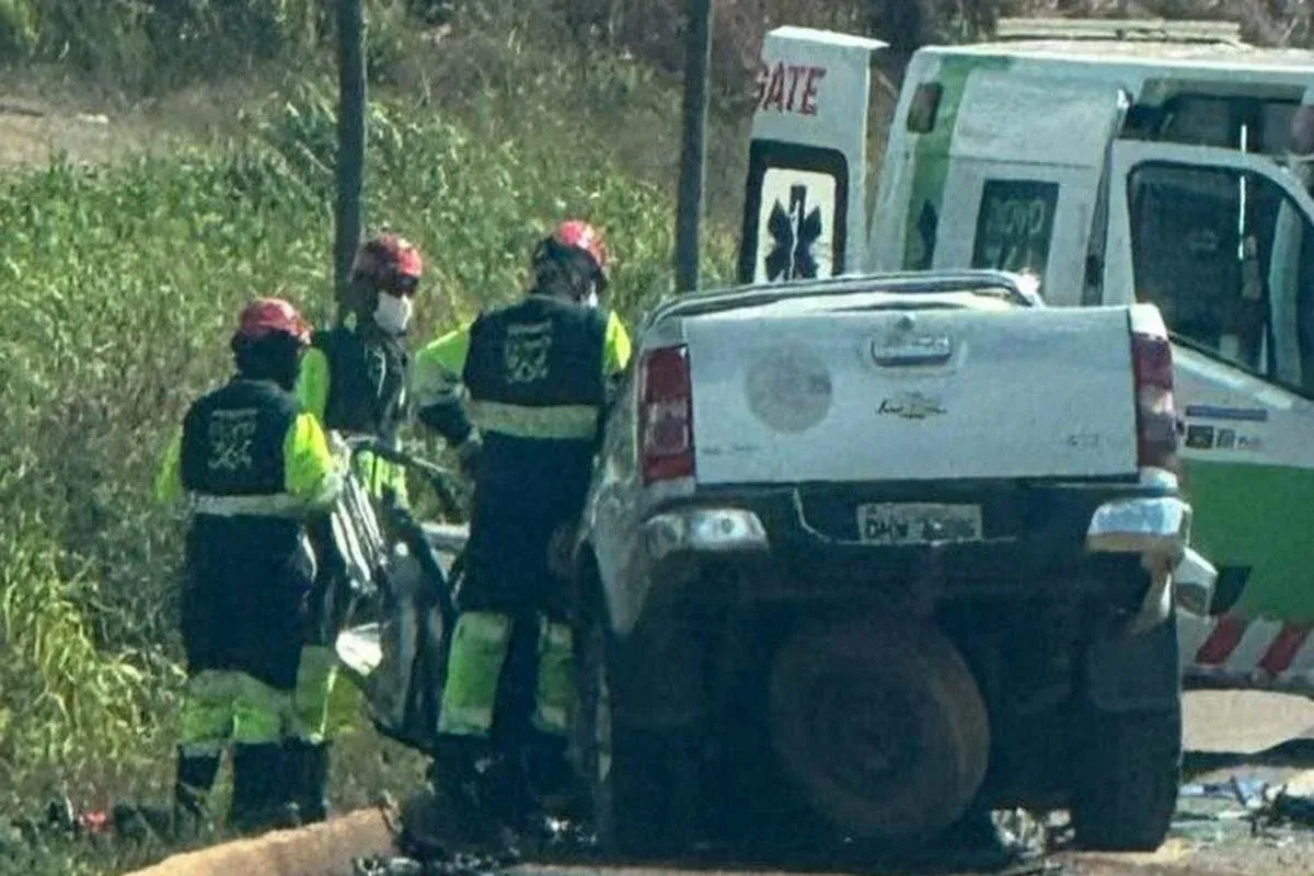 Acidente - Colisão entre Caminhonete e caminhão deixa vítima fatal na BR-364