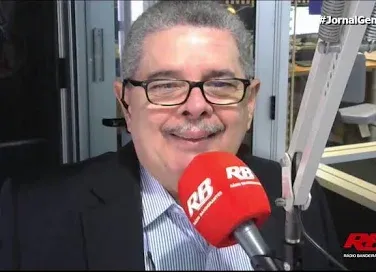 Coluna CH / 14 de julho Lula preso podia tudo, de escrever cartas a receber políticos quando quisesse