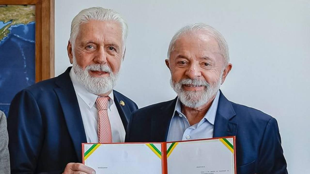 Escândalo - Mendonça quer saber se vazou operação da PF contra Wagner