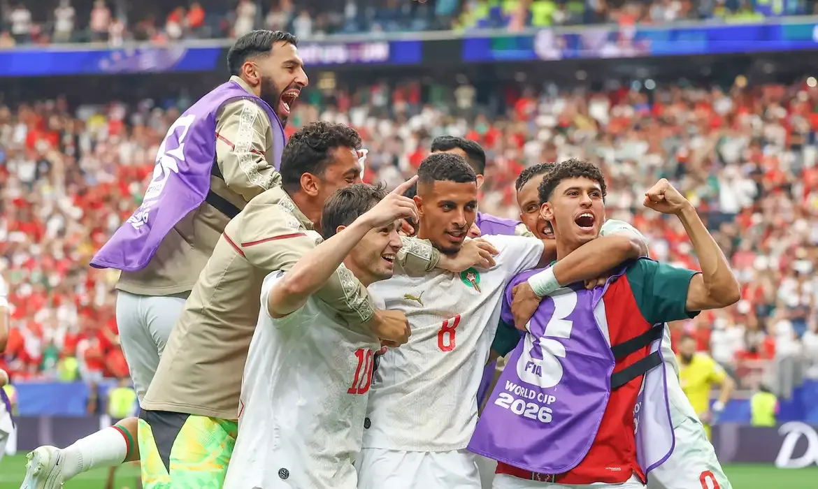 Esportes Ounahi brilha com dois gols, Marrocos bate Canadá e vai às quartas