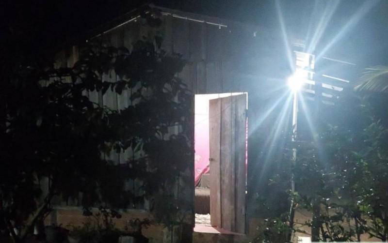 Polícia - Homem de 52 anos é assassinado durante comemoração de aniversário; genro foge após o crime