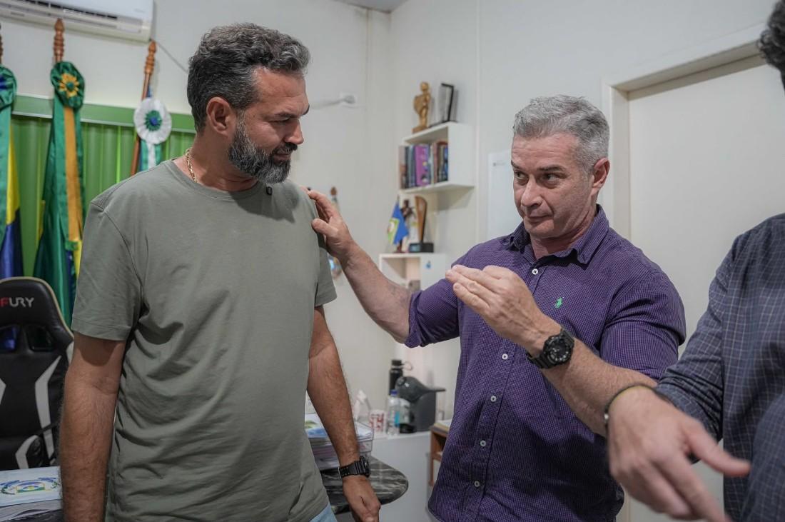 Política - Bruno Bolsonaro Scheid questiona demora na aplicação da dosimetria e critica manutenção de condenações pelos atos de 8 de janeiro