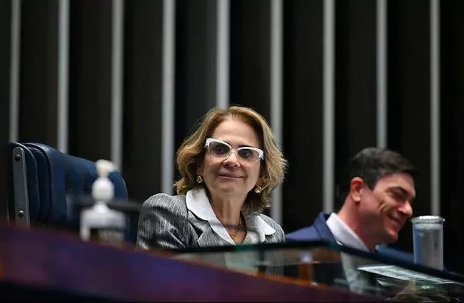 Política - Damares cobra do governo Lula implementação do Cadastro Nacional de Pedófilos e Predadores Sexuais
