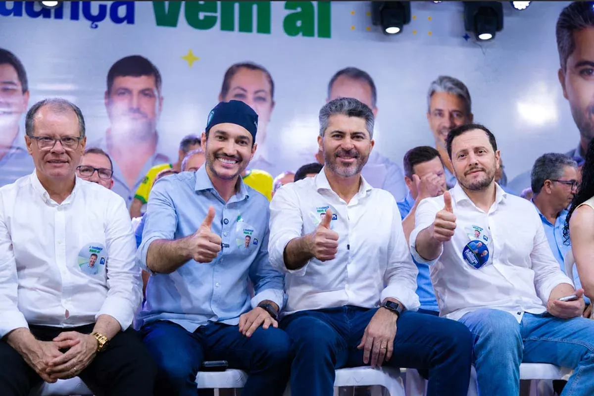 PRÉ-CANDIDATO - Sete prefeitos do Cone Sul participam de lançamento em Vilhena ao lado do Dr. Fernando Máximo
