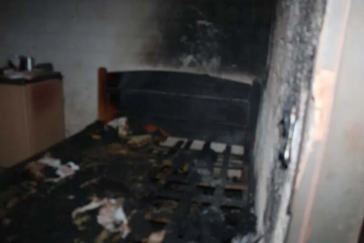 Rolim de Moura - Mulher é presa após incendiar colchão com moradores dentro de quarto