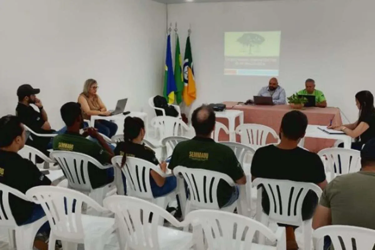 ROLIM DE MOURA - Servidores da SEMMADU de Rolim de Moura aprimoram conhecimentos em capacitação promovida pela SEDAM