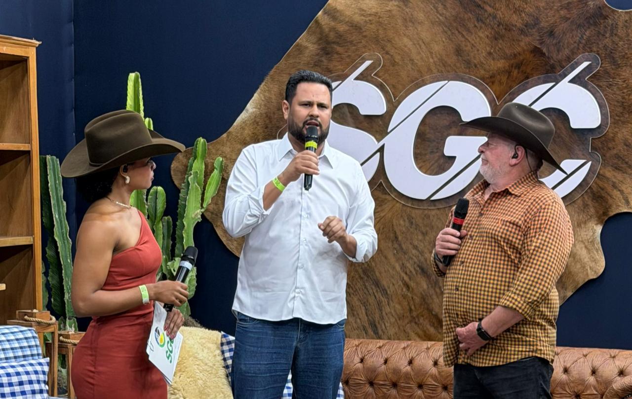 Samuel Costa apresenta propostas para a saúde mental e é destaque em entrevista ao podcast da SGC Rondônia durante a Expojipa 2026