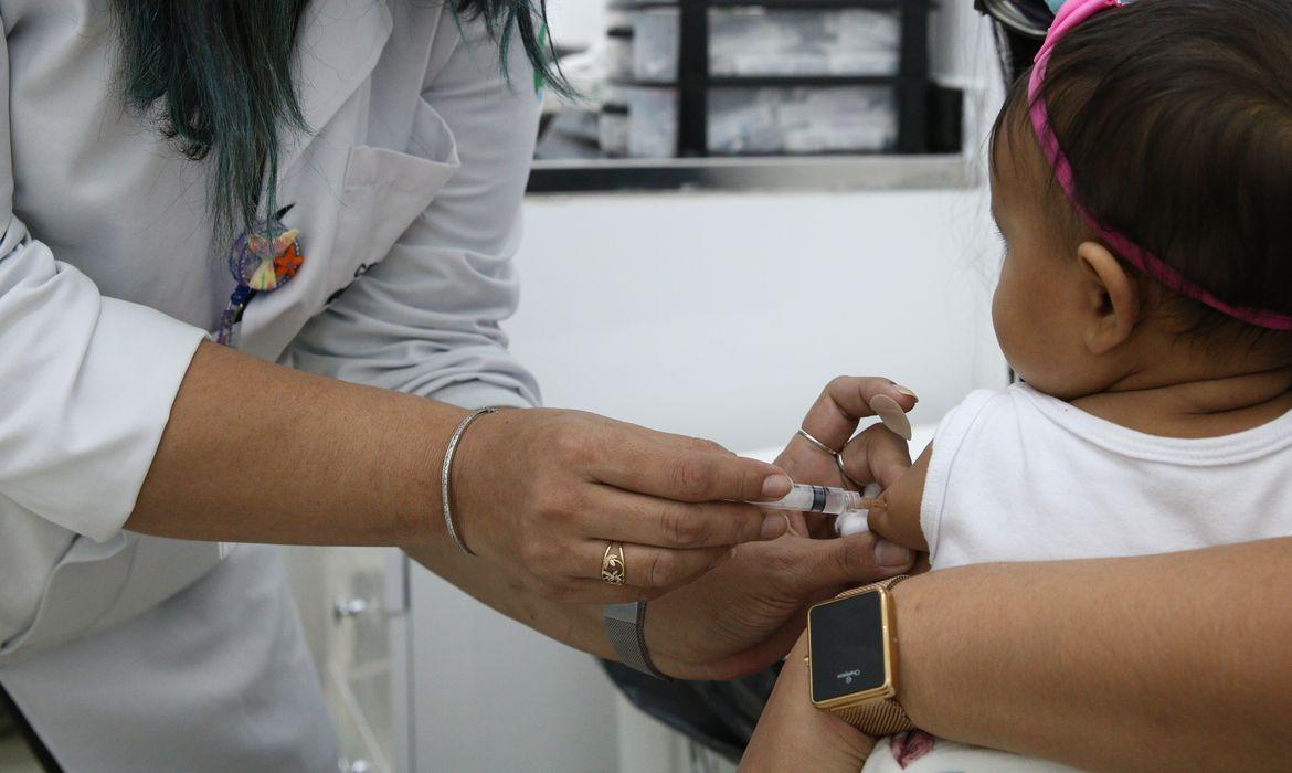 Saúde - Unicef: 13,5 milhões de crianças não recebem vacina no 1° ano de vida