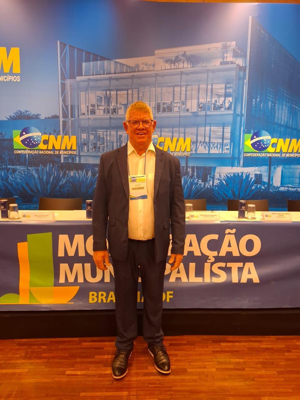 Vice-prefeito Alcides Rosa representa Rolim de Moura em conferência da CNM e reforça defesa dos municípios contra “pautas-bomba”