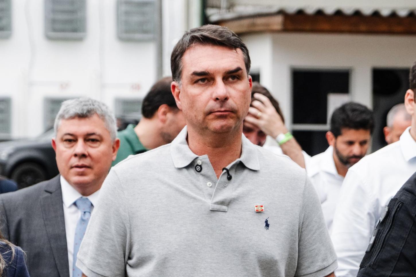 Banditismo - Preso em Juiz de Fora autor de ameaça de facada contra Flávio Bolsonaro