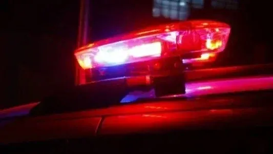 cidade - Homem é assassinado a tiros após pedir comida em resiência em Cacoal, Rondônia