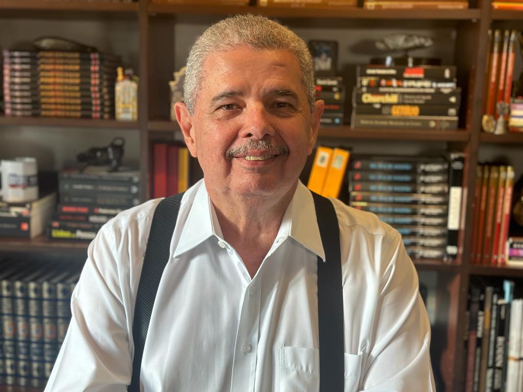 Coluna CH / 22 de agosto - Cerco se fecha contra Lula, após PF apontar que Lulinha faturava no governo