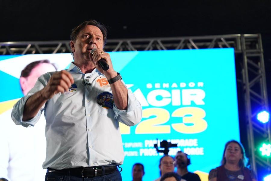 Eleições - Acir Gurgacz faz grande ato em Porto Velho e mostra força na disputa pelo Senado