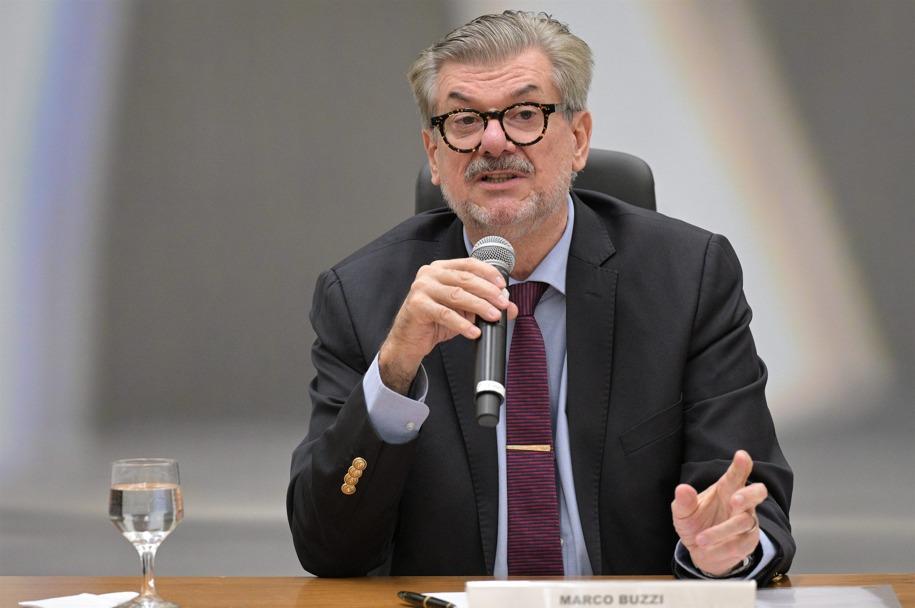 Escândalo sexual -  STJ condena Marco Buzzi e aplica pena máxima com perda do cargo