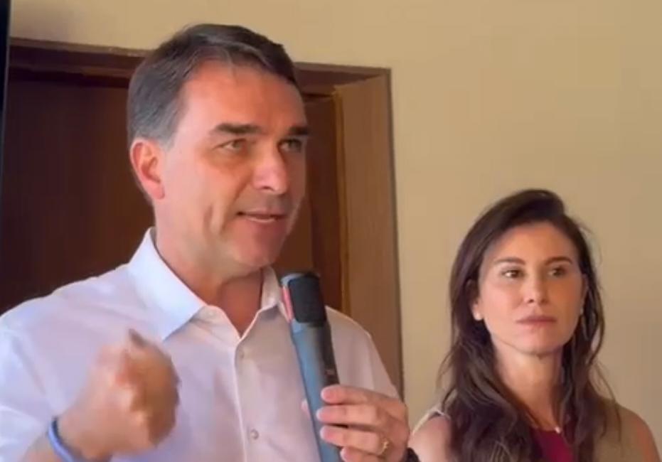 INTENÇÃO DE VOTO - Evangélicos rejeitam Lula e dão ampla vantagem a Flávio