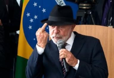 Mão boba - Governo já tomou dos brasileiros R$2,5 trilhões em impostos, este ano