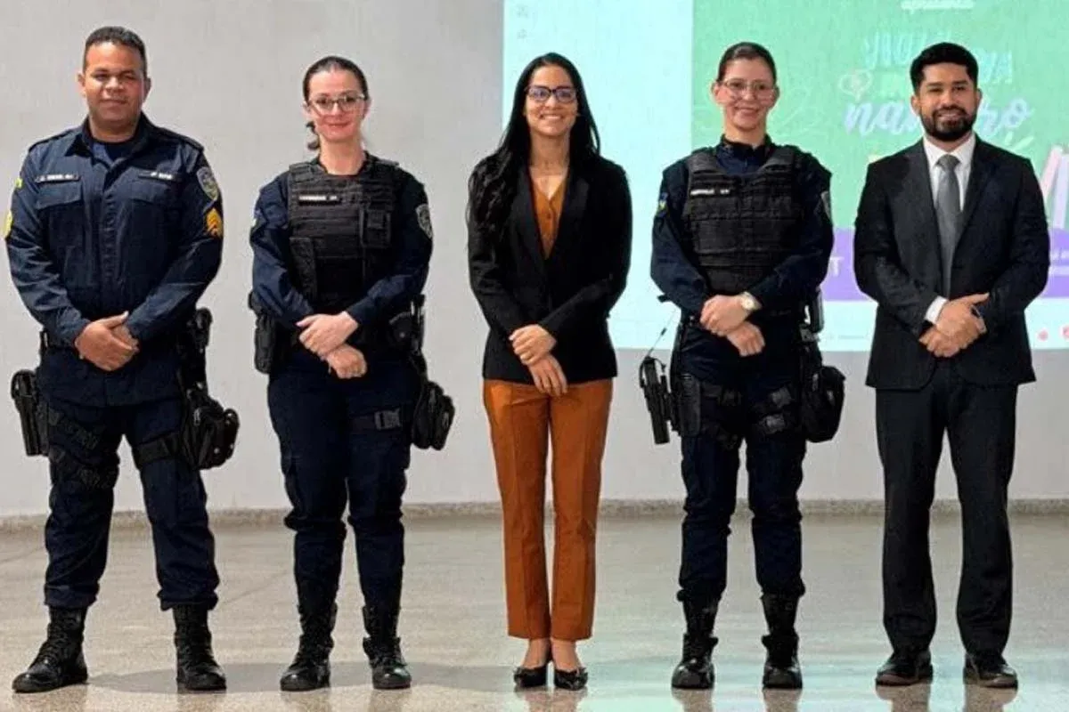 PALESTRAS - MPRO promove ação do projeto Maria da Penha Vai à Escola para centenas de estudantes em Cacoal