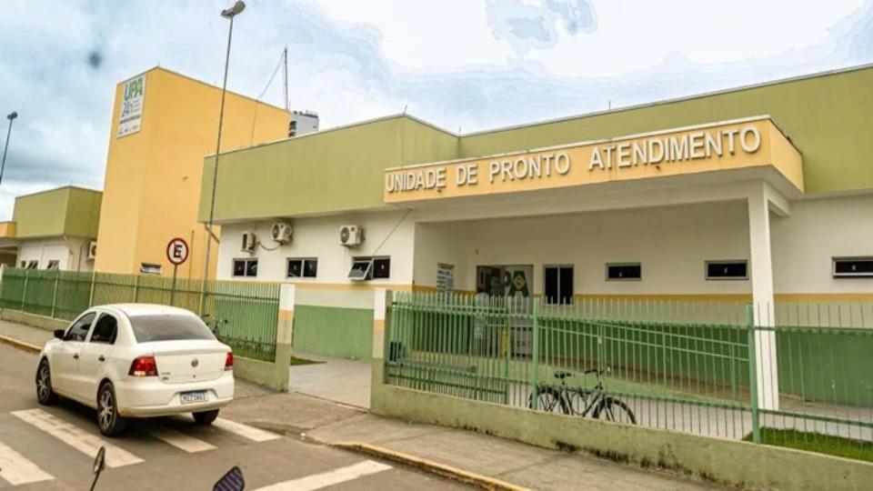 Plantão de Polícia - Mulher diz ter sido agredida com o filho no colo pelo companheiro