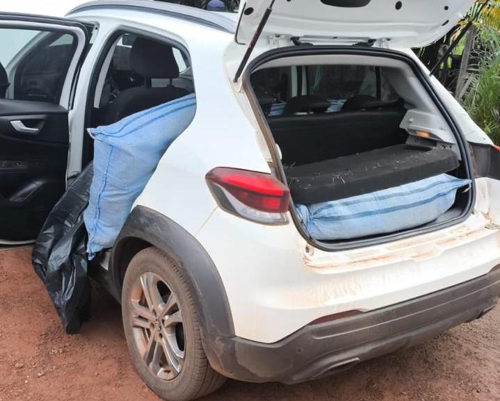 Polícia - Operação conjunta da Draco, PRF e PM apreende cerca de 180 kg de skunk após perseguição
