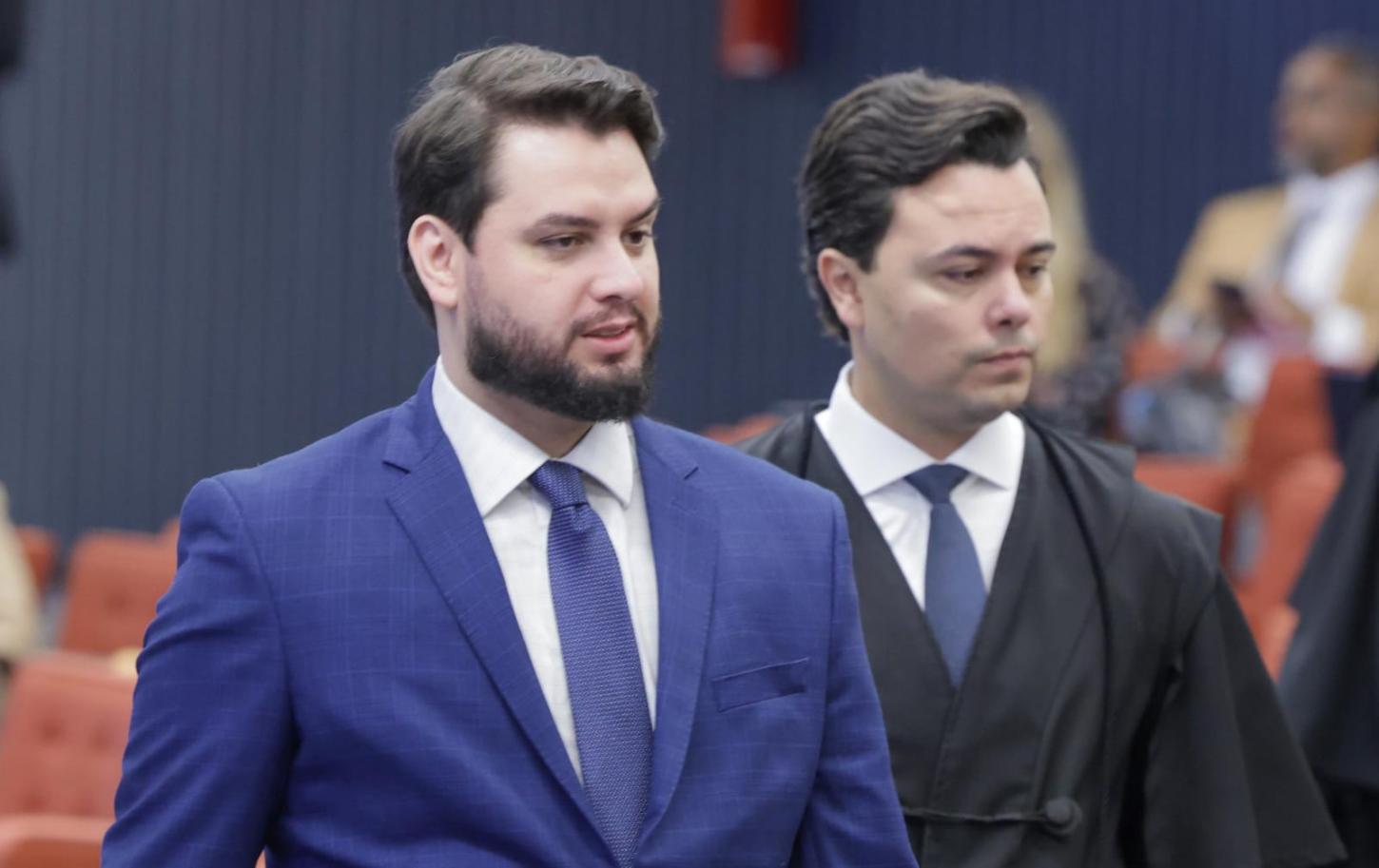 suposto golpe - Filipe Martins pede revisão de pena após justiça dos EUA apontar fraude em documento usado para sua prisão