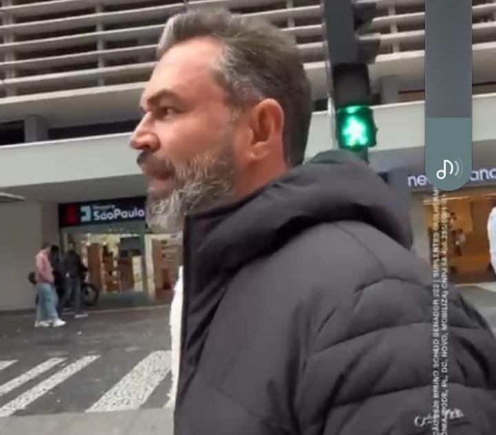 Bruno Bolsonara Scheid está  na Paulista, falo a Rondônia e ao Brasil inteiro!