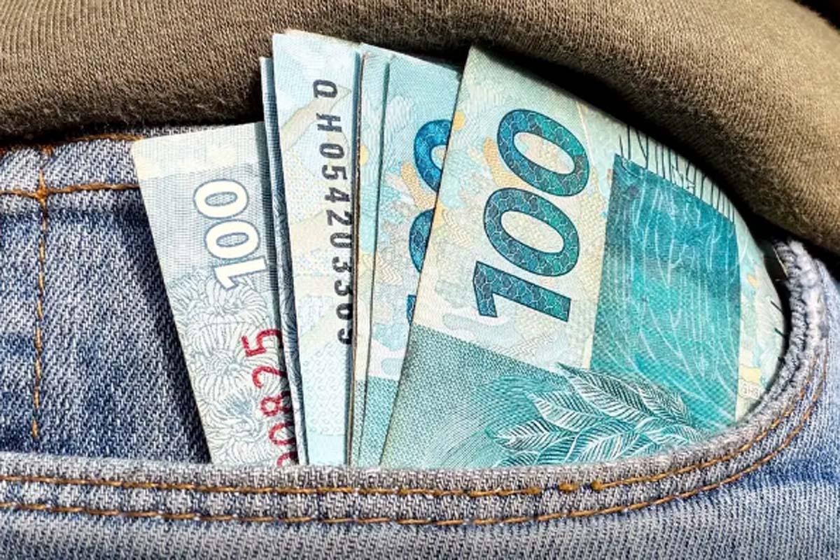 ECONOMIA -  Governo Central registra déficit de R$ 13,6 bilhões em agosto