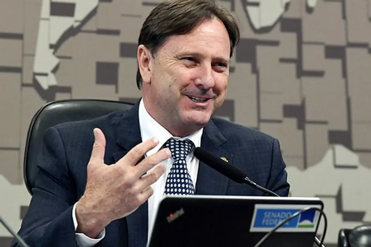 Eleições 2026 - Candidato ao Senado, Acir Gurgacz destaca mais de R$ 57 milhões destinados à educação de Rondônia