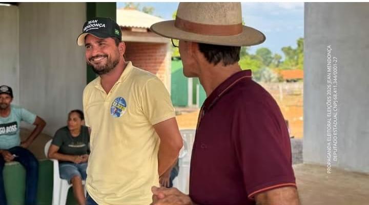 JEAN MENDONÇA: ALEGRIA E CONFIANÇA EM ESPIGÃO D'OESTE .  .