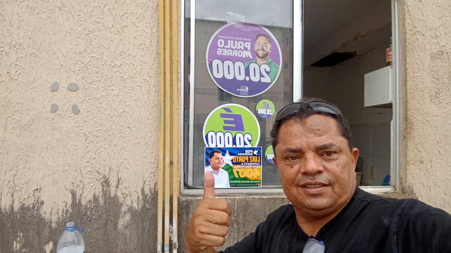 Luiz Porto 4007 visita morar melhor, ouve moradores e realiza adesivaço