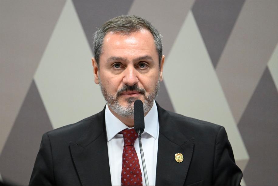 PF DEVE EXPLICAÇÕES - Mendonça questiona versão de Andrei e quer saber se delegados sofreram pressão
