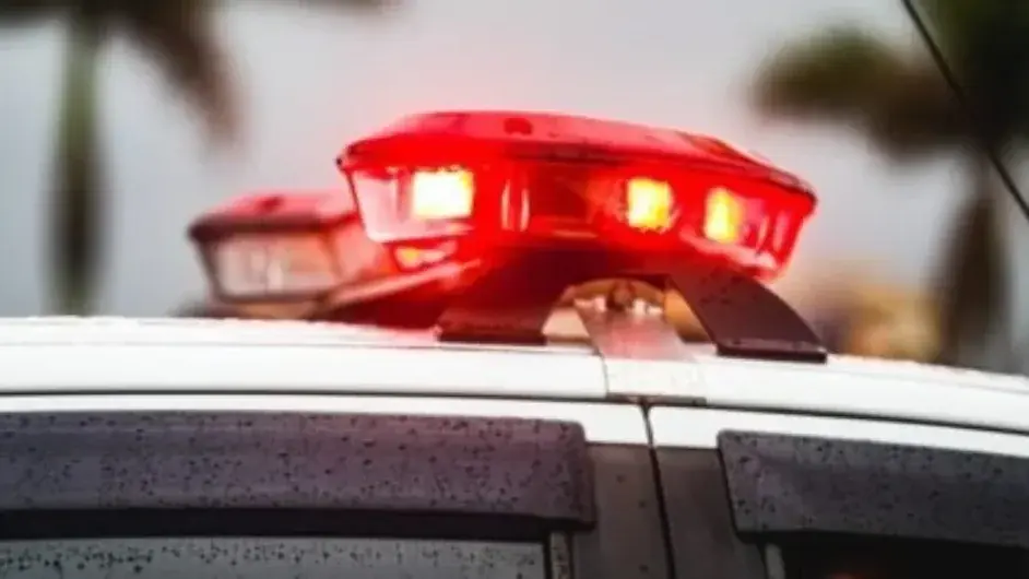 Polícia- MÃE DENUNCIOU: Foragido acusado de abusar da enteada por cinco anos é preso pela PM