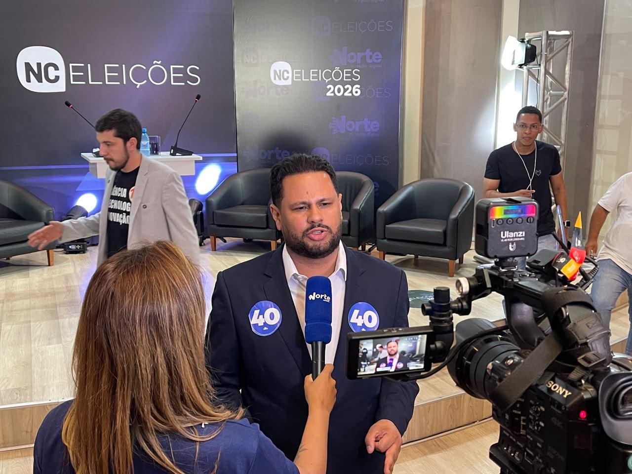 Samuel Costa apresenta propostas na TV Norte e critica ausência de quatro candidatos fujões 