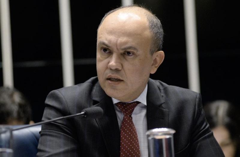 Sem irregularidades Líder dos delegados da PF defende identificação das conversas entre Vorcaro e Moraes