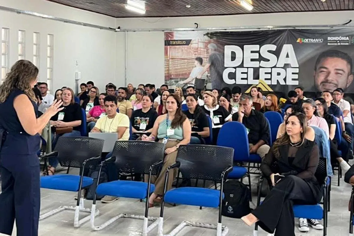 TECNOLOGIA Servidores de todo o estado recebem treinamento sobre novos procedimentos de habilitação
