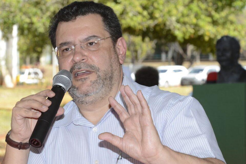 Destaque 2 - PCO diz que Flávio é perseguido em razão dos quase 60 milhões de votos