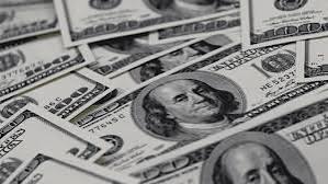 Dólar fecha em queda de 0,97% e encerra cotado a R$ 5,34