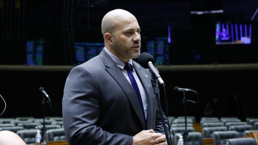 Falta de provas - Moraes leva 3 anos para arquivar investigação contra Daniel Silveira