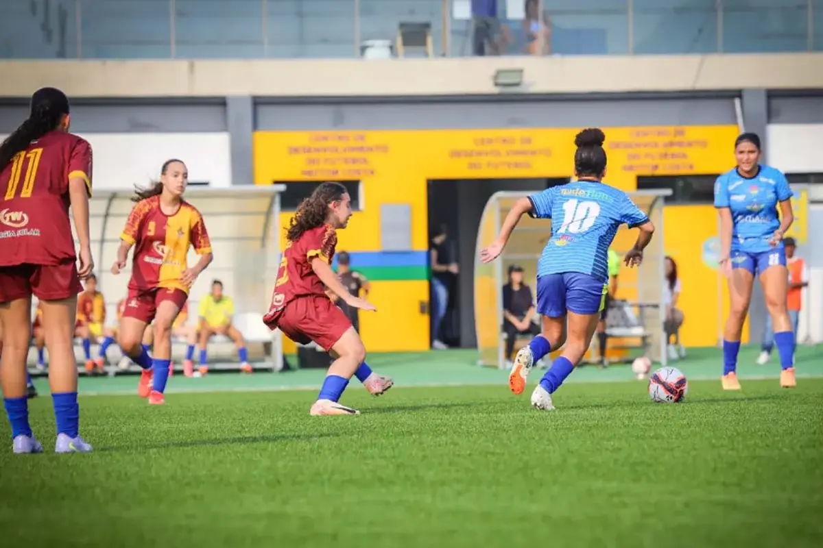 JOGO EQUILIBRADO - Desportiva Itapuense vence o Sport Genus na estreia do Rondoniense Feminino Sub-20