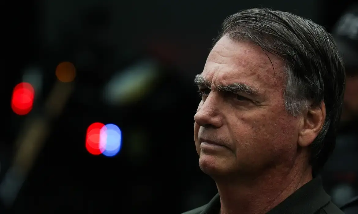 Justiça - VÍDEO - PGR dá parecer favorável à retomada de visitas de Flávio ao pai
