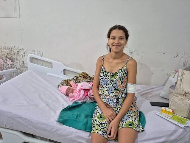 Mulher dá à luz em casa após ser liberada por Casa de Parto em Ariquemes, RO