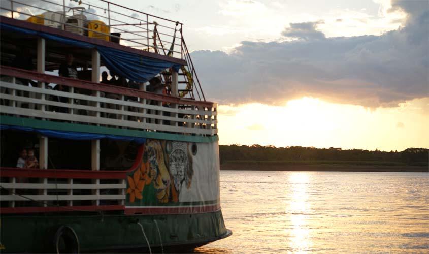 Passeios de barco encerram programação dos 112 anos