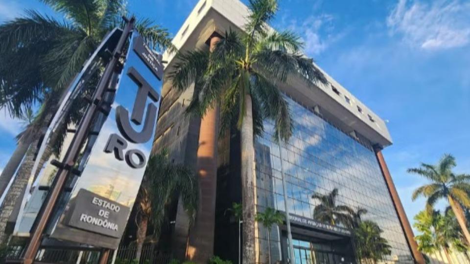Plantão de Polícia-  Nove anos após crime, policial militar vai a júri por suspeita de mandar matar biólogo em Rondônia